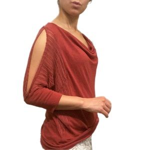Daytrip cold shoulder top- Burnt orange